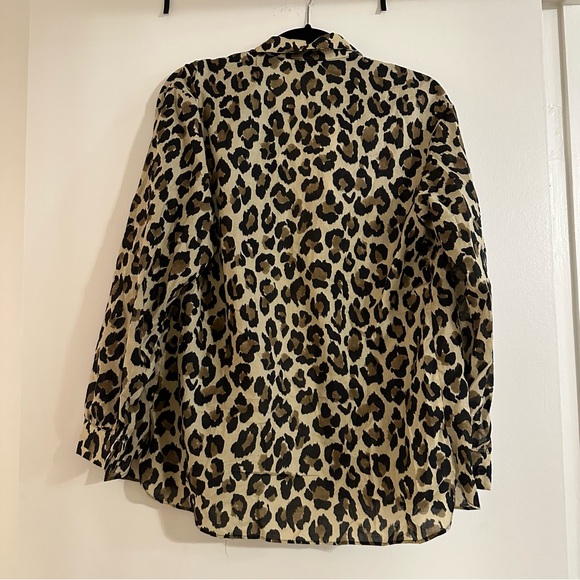 NWT Zara leopard print button down top - Picture 3 of 9